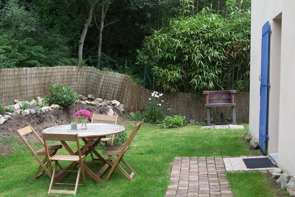 Maison Avec Jardin Clos. Animaux Acceptes - Wifi - Proche Plages De La Trinite Sur Mer Et Carnac Kültér fotó